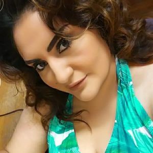 Meet your Posher, Noemí